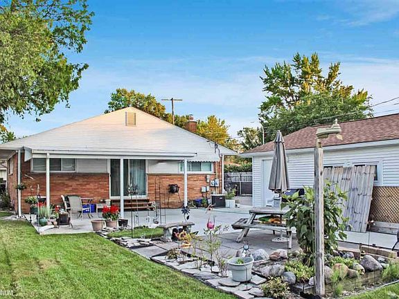 5th image of this home