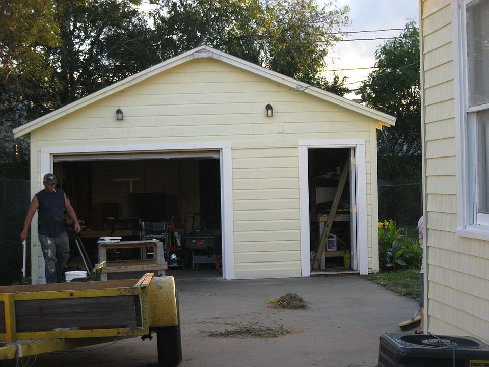 2nd image of 2509 Nemec St
