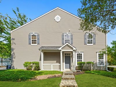 338 S Litchfield Dr, Round Lake, IL, 60073