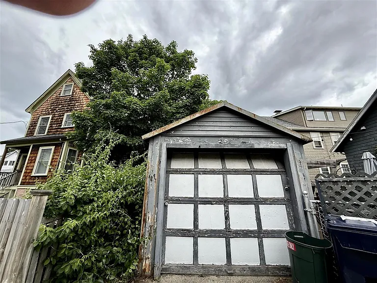 25 Verdun St #1 — Photo 7