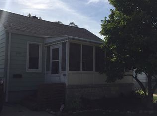 8520 Stephens Rd, Warren, MI 48089