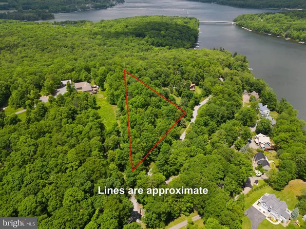 Paradise Heights Rd, Oakland, MD 21550