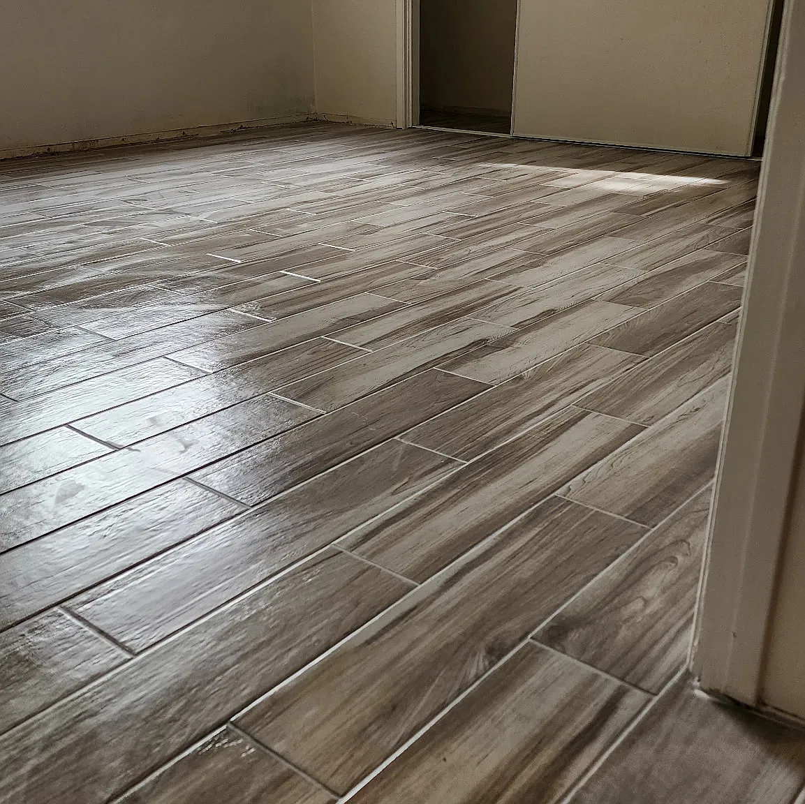 1 bed, 810 sqft, $1,825 — Photo 4
