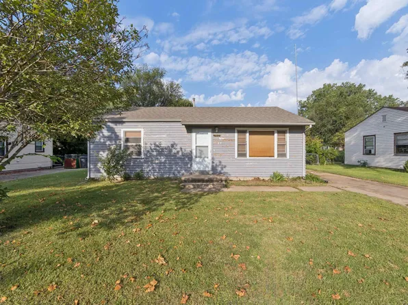 2449 S Bennett Ave, Wichita, KS 67217