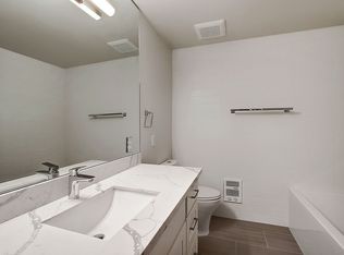 756 N 72nd St APT 103, Seattle, WA 98103