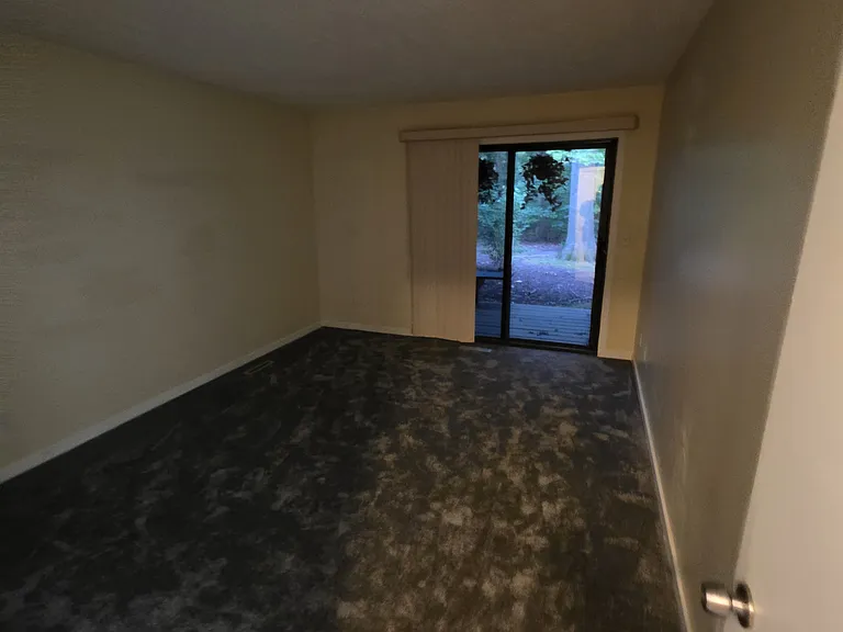 Willow Creek Dr SE — Photo 21