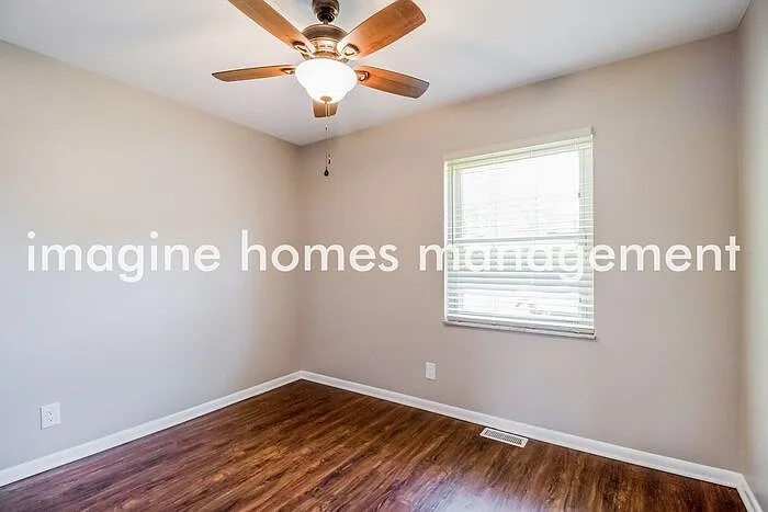 1469 Yellowglen Dr — Photo 9
