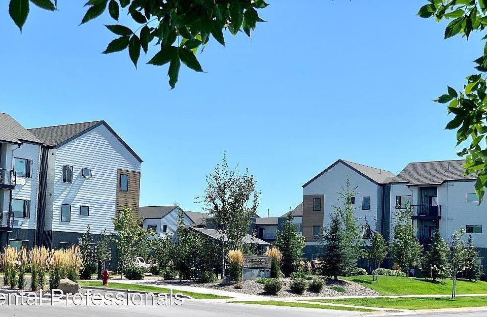 1st image of 3378 N 27th Ave #208