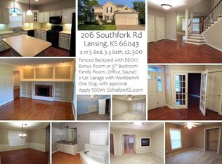 206 Southfork Rd, Lansing, KS 66043