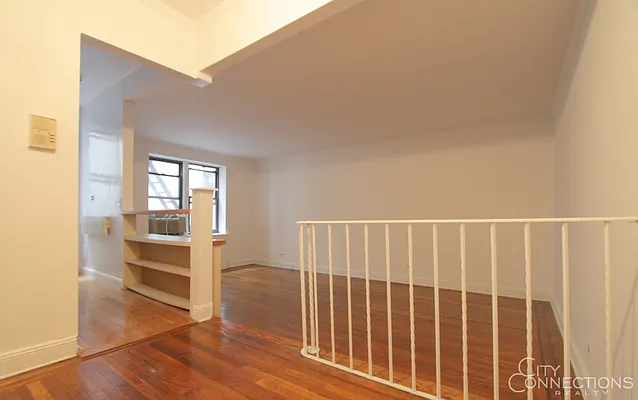 Rented by City Connections Realty | media 1