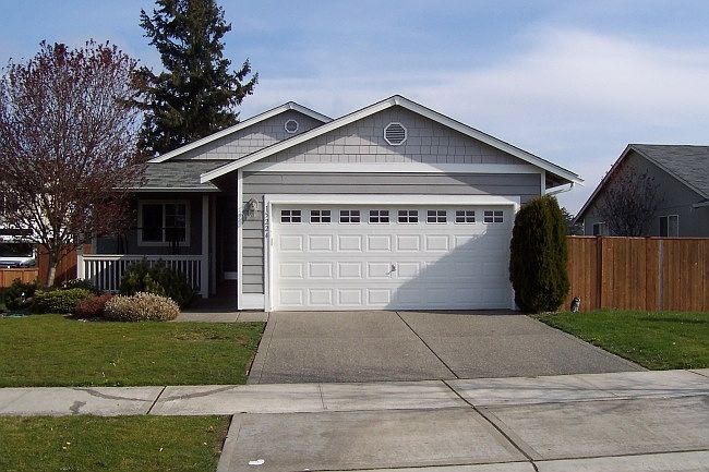 2nd image of 15224 Carter Ct SE