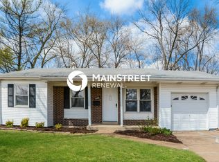 7405 Fox Crest Dr, Hazelwood, MO 63042