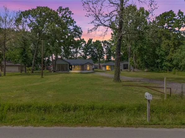 23460 Smith Rd, Porter, TX 77365