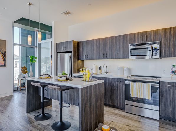 1480 Vine St APT 1003