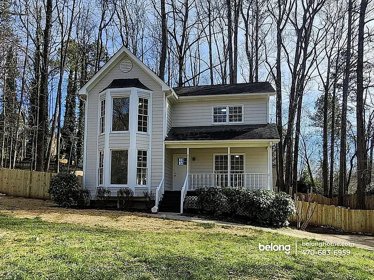 2485 Zachary Woods Dr NW — Photo 2