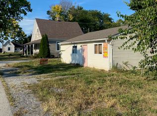 107 N Walnut St, Atlanta, IN 46031