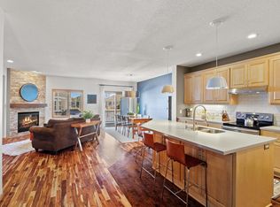 653 Sandstone Cir, Long Lake, MN 55356