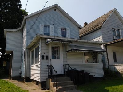 725 E 22nd St, Erie, PA, 16503