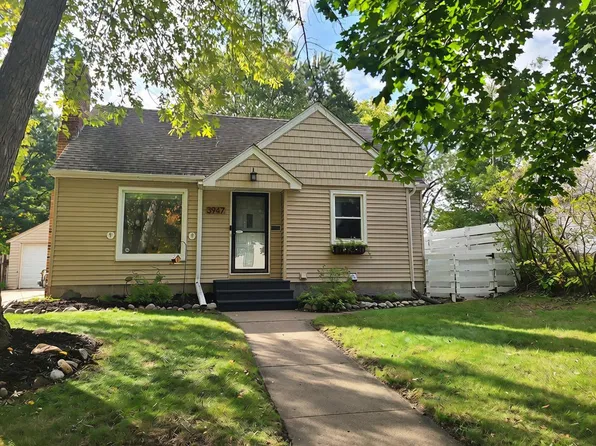 3947 Yates Ave N, Robbinsdale, MN 55422