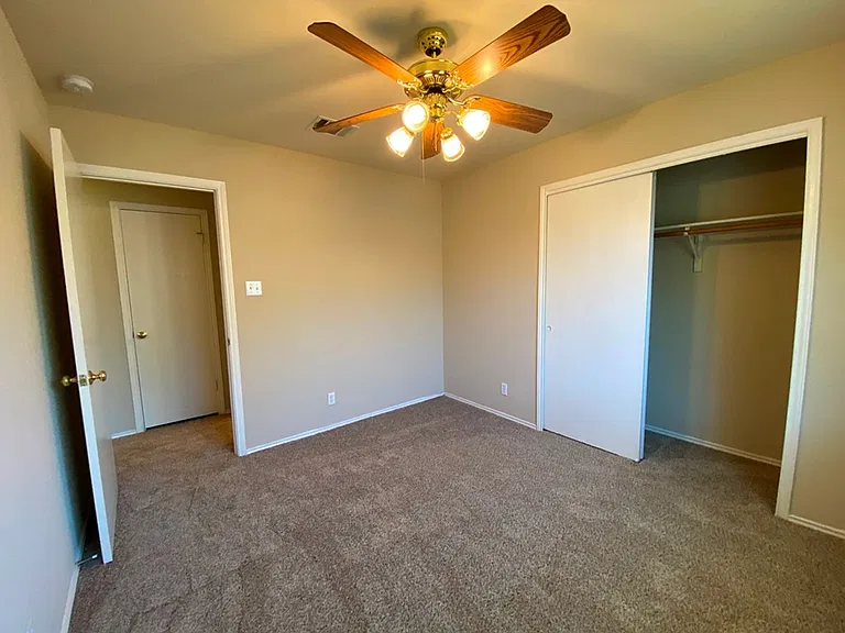 218 Jennifer Ln — Photo 31
