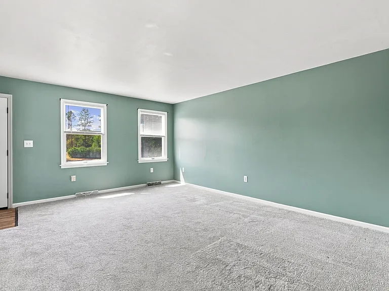 15 Beech Ln — Photo 5