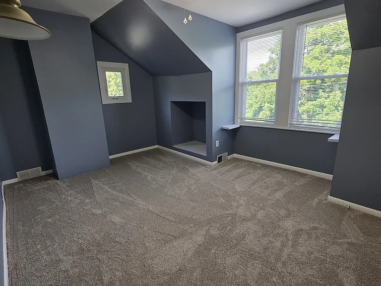 313 Rinne St — Photo 9