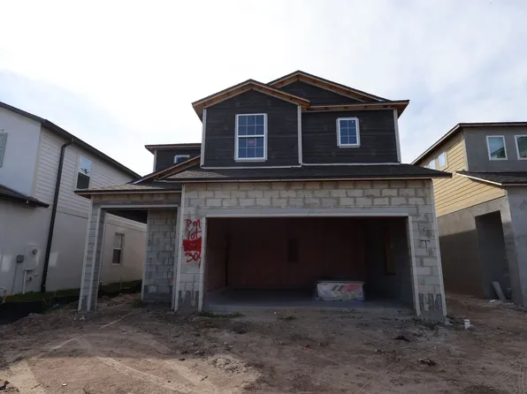 3303 Fall Harvest Dr, Zephyrhills, FL 33540