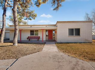 3002 Broadmoor Dr, Las Cruces, NM 88001