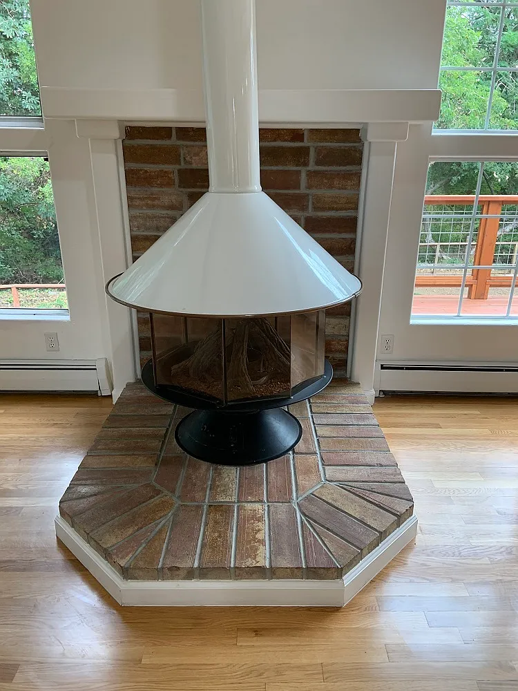 3 bed, 2300 sqft, $3,500 — Photo 2
