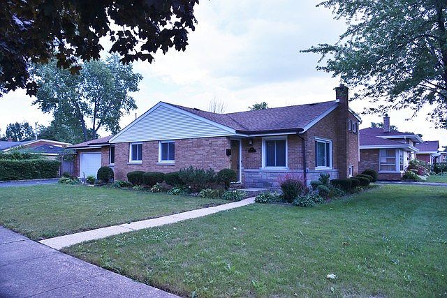 1st image of 8927 Oconto Ave