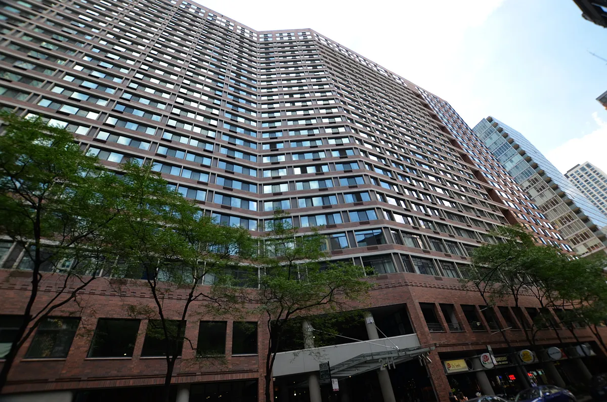Building Photo - 211 E Ohio St #713