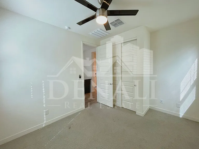 17155 N 9th Pl — Photo 33