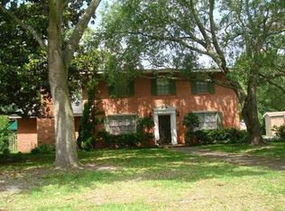 1116 Del Norte Cres, Pascagoula, MS 39581