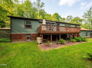 12 Elmwood Ct, Lake Ariel, PA 18436