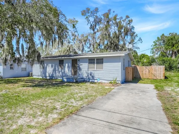 1009 E Hazzard Ave, Eustis, FL 32726