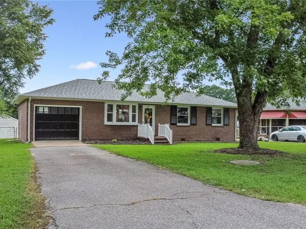 4308 Sunset Dr, Petersburg, VA 23803