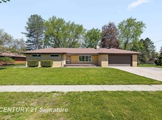 476 Wilson St, Hemlock, MI 48626