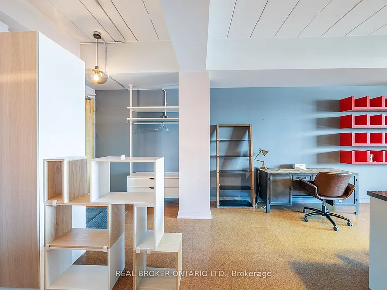 160 Baldwin St #405 — Photo 15