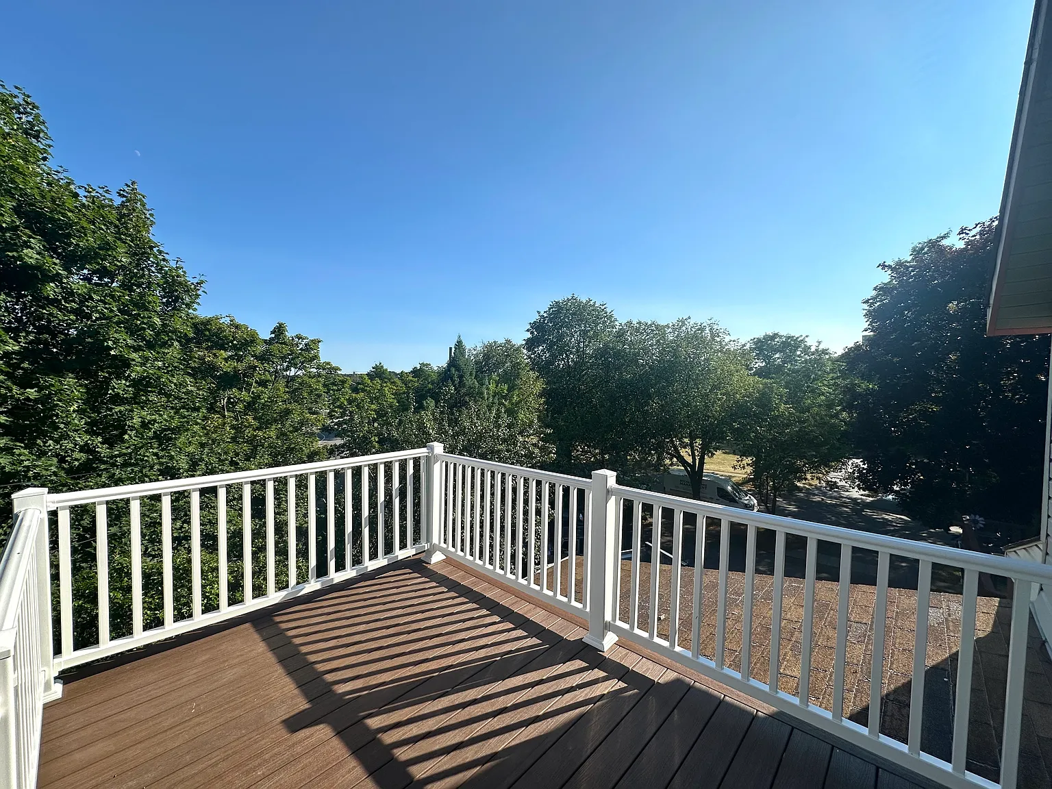 3 bed, 1350 sqft, $1,600 — Photo 3