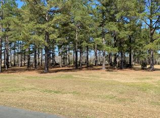 409 N Lake Cir #L-20, Manning, SC 29102