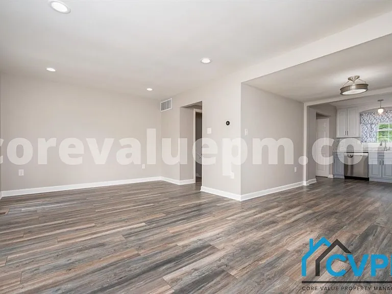 1617 Mount Airy Ct — Photo 8