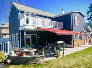 313 Spring St, Florence, NJ 08518