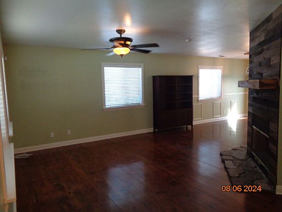 3rd image of 14641 Sandrock Dr
