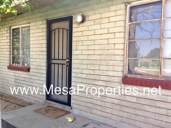 2nd image of 8407 Palmetto Ave APT A