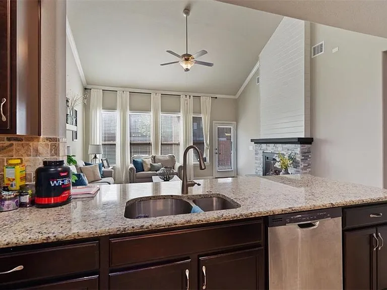 12311 Altamira St — Photo 11