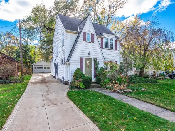 159 Stanford Dr, Berea, OH 44017