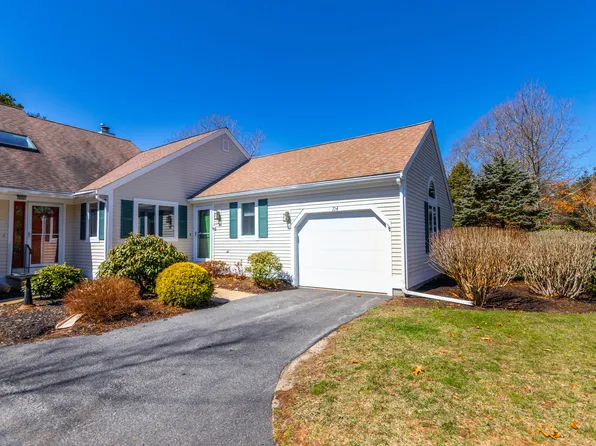 104 Pine Hill Boulevard, Mashpee, MA 02649