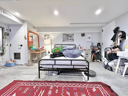 Rented by Doorway NYC, LLC | media 29