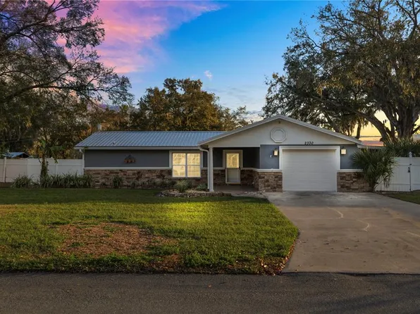 2330 Creek Side Dr, Lakeland, FL 33811