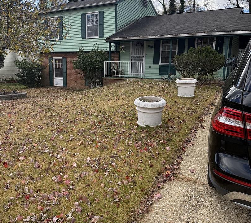 1st image of 308 Willow Hill Pl